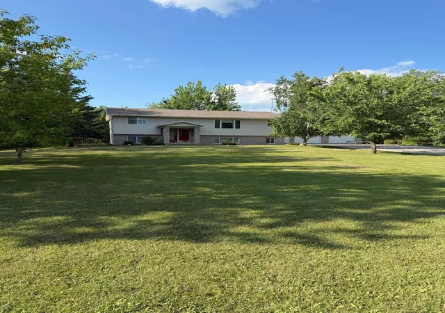 Homes for sale in Roseau, MN | 34063 310th St, Roseau, MN 56751 | MLS# 7106708