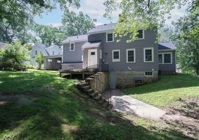 Homes for sale in Menomonie, WI | 1319 Oakwood Ave, Menomonie, WI 54751 | MLS# 7106733