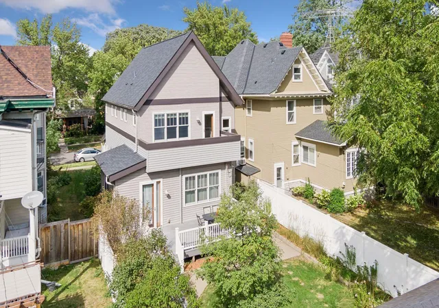 Photo 4 of Single family home for sale at 638 Lincoln Ave, Saint Paul, MN 55105 | MLS# 7106740 | Listing updated on 2026-09-14