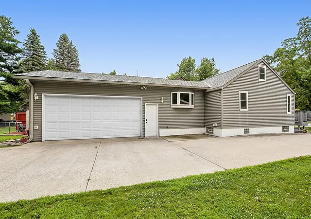 2nd image of 412 Red River Ave S, Cold Spring, MN 56320 | MLS# 7106742