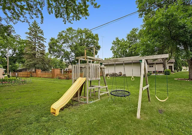 4th image of 412 Red River Ave S, Cold Spring, MN 56320 | MLS# 7106742