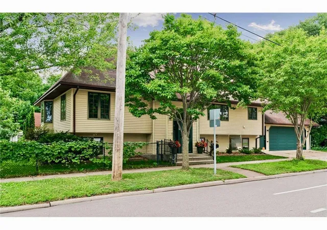 Photo 1 of Single family home for sale at 707 Hamline Ave S, Saint Paul, MN 55116 | MLS# 7106754 | Listing updated on 2026-09-17