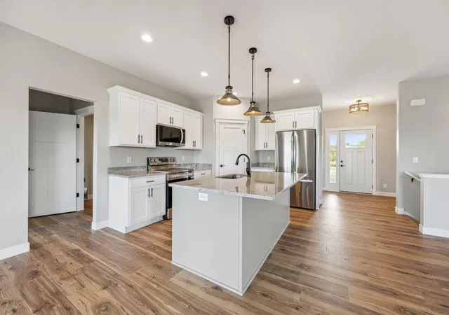 4th image of 928 192Nd Ave, New Richmond, WI 54017 | MLS# 7106777