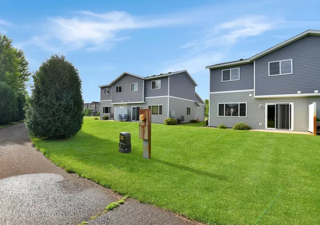 3rd image of 519 Faith Ln, Saint Joseph, MN 56374 | MLS# 7106780