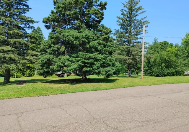 2nd image of 3693 Carlton St, Barnum, MN 55707 | MLS# 7106812