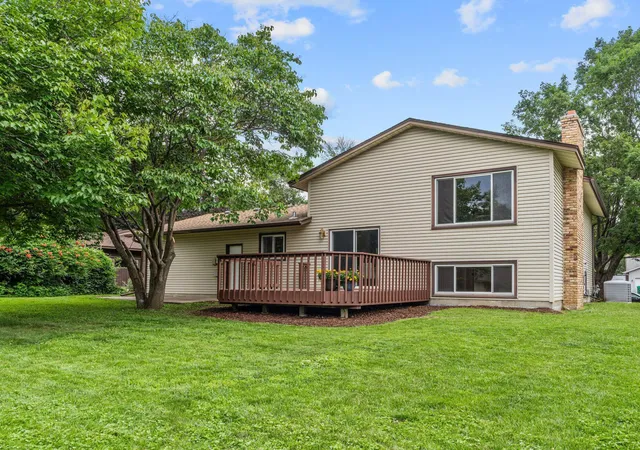 2nd image of 6589 E Fish Lake Rd, Maple Grove, MN 55369 | MLS# 7106829