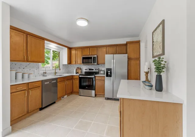 4th image of 6589 E Fish Lake Rd, Maple Grove, MN 55369 | MLS# 7106829