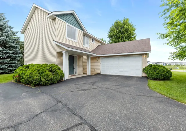 Photo 1 of Single family home for sale at 1685 Philipp Way, Shakopee, MN 55379 | MLS# 7106830 | Listing updated on 2026-08-25