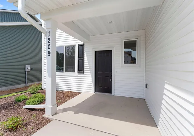 Homes for sale in River Falls, WI | 1209 Marlene Ave, River Falls, WI 54022 | MLS# 7106844
