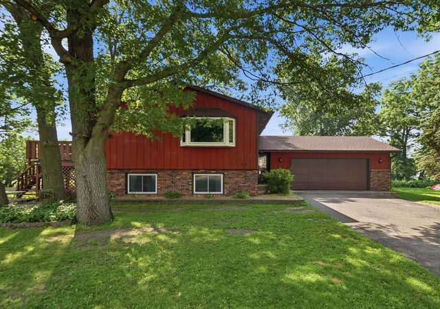 Photo 1 of Single family home for sale at 1018 3rd Street N, Sauk Rapids, MN 56379 | MLS# 7106848 | Listing updated on 2026-09-03