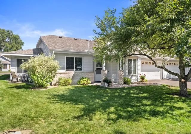 Homes for sale in Vadnais Heights, MN | 661 Belland Ave, Vadnais Heights, MN 55127 | MLS# 7106855