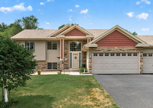 46th image of 878 Kelly St, Circle Pines, MN 55014 | MLS# 7106857
