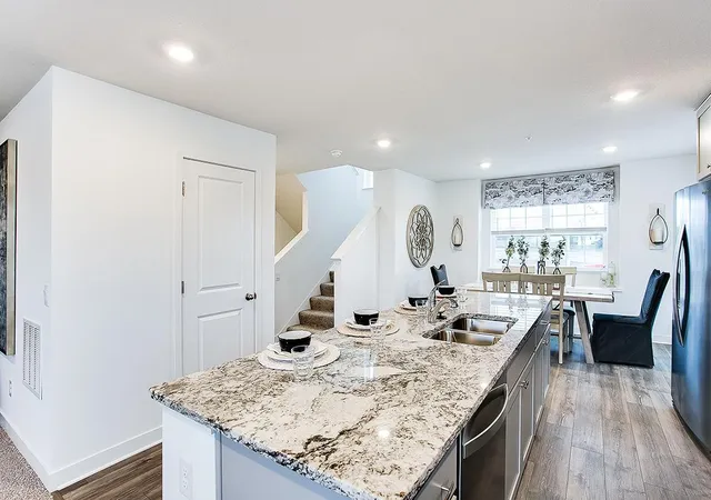 4th image of 6747 Hinterland Trl S, Cottage Grove, MN 55016 | MLS# 7106884