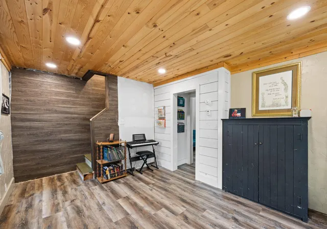 2nd image of 1318 Hwy 23 N, Sandstone, MN 55072 | MLS# 7106908