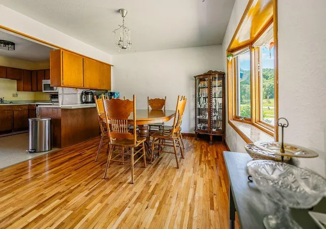 4th image of 422 S Ellsworth St, Houston, MN 55943 | MLS# 7106921