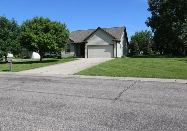 26th image of 621 6th St Ne, Perham, MN 56573 | MLS# 7106935