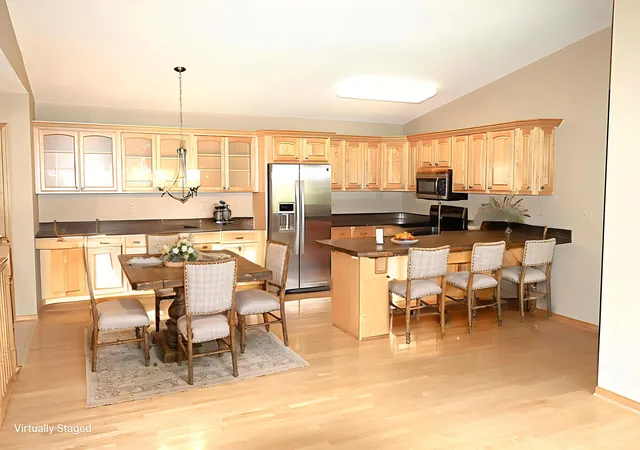 Photo 2 of Single family home for sale at 829 Autumn Way, Stillwater, MN 55082 | MLS# 7106937 | Listing updated on 2026-09-05
