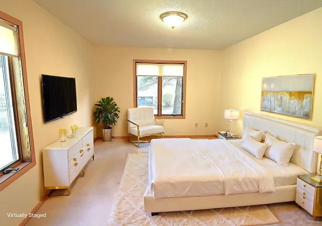 Photo 3 of Single family home for sale at 829 Autumn Way, Stillwater, MN 55082 | MLS# 7106937 | Listing updated on 2026-09-05