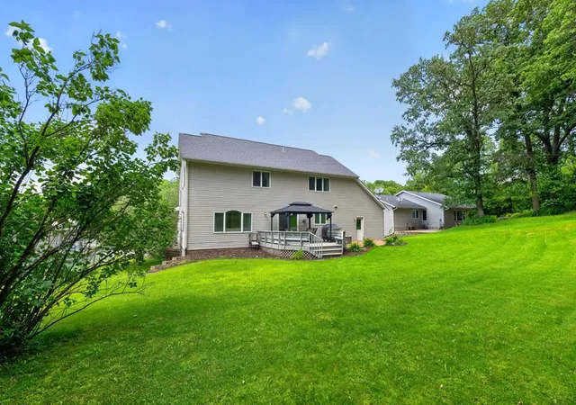 2nd image of 703 James St Ne, Chatfield, MN 55923 | MLS# 7106950