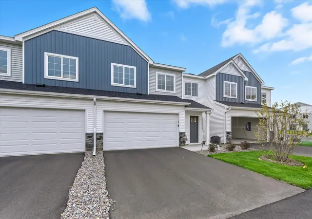 1st image of 25555 3rd St W, Zimmerman, MN 55398 | MLS# 7106981