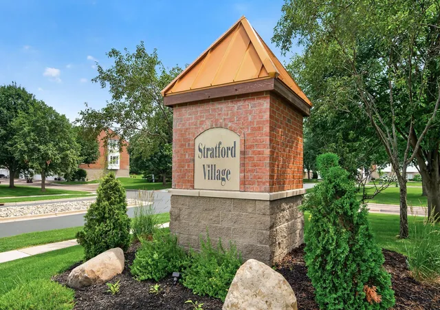Homes for sale in Shakopee, MN | 8002 Stratford Cir S, Shakopee, MN 55379 | MLS# 7106987