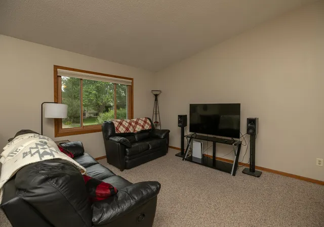 3rd image of 824 26Th St Se, Rochester, MN 55904 | MLS# 7106996