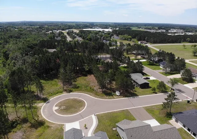 4th image of 744 Kingsley Ave Se, Wadena, MN 56482 | MLS# 7107010