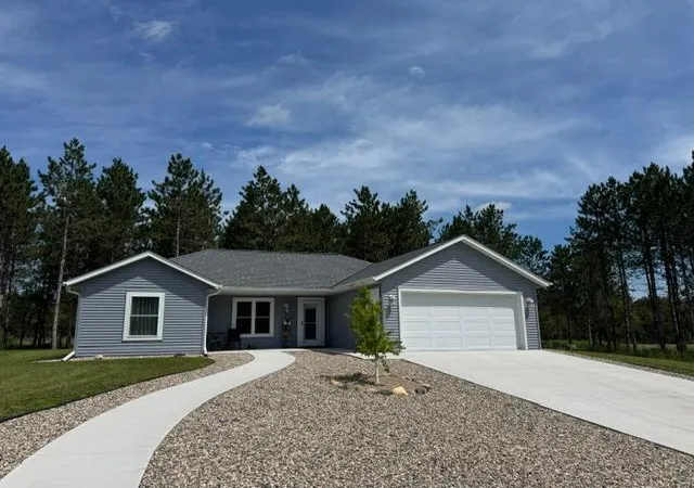 5th image of 744 Kingsley Ave Se, Wadena, MN 56482 | MLS# 7107010