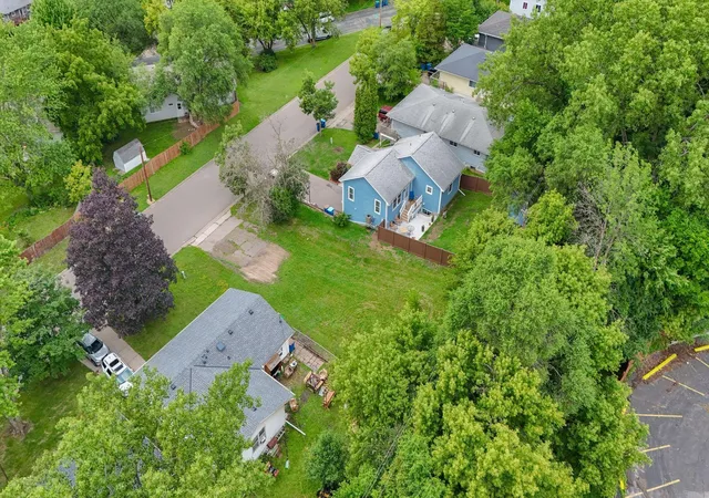 4th image of 3204 Grimes Ave N, Minneapolis, MN 55422 | MLS# 7107042