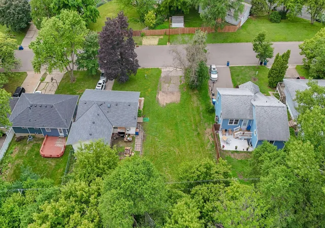 5th image of 3204 Grimes Ave N, Minneapolis, MN 55422 | MLS# 7107042