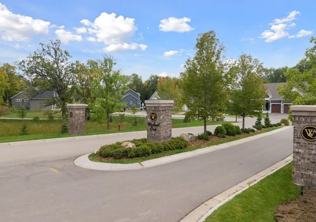 1st image of 104 Forest Ct, Waconia, MN 55387 | MLS# 7107046