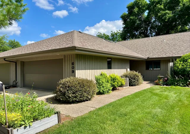 Photo 1 of Single family home for sale at 609 Meldahl Ln, Northfield, MN 55057 | MLS# 7107049 | Listing updated on 2026-08-26