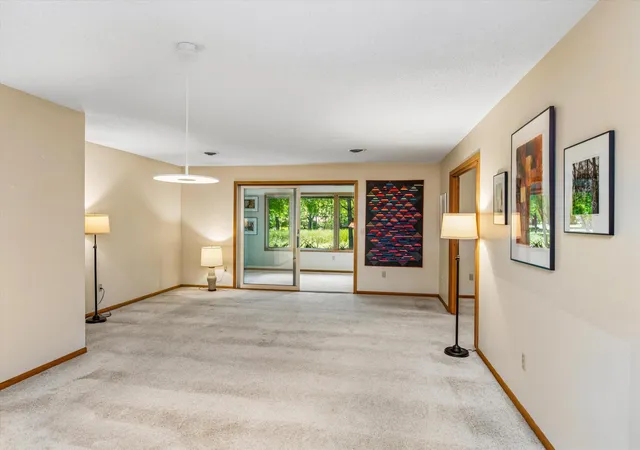 Photo 3 of Single family home for sale at 609 Meldahl Ln, Northfield, MN 55057 | MLS# 7107049 | Listing updated on 2026-08-26
