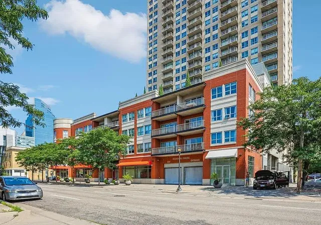 1st image of 929 Portland Ave #2003, Minneapolis, MN 55404 | MLS# 7107050