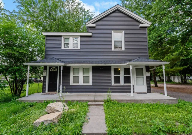 1st image of 910 Wilson Ave, Saint Paul, MN 55106 | MLS# 7107069