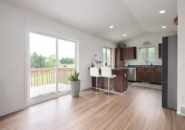 4th image of 869 161St St, Hammond, WI 54015 | MLS# 7107126