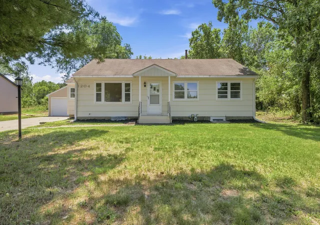 1st image of 1204 133rd Ln Ne, Andover, MN 55304 | MLS# 7107140