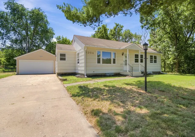 2nd image of 1204 133rd Ln Ne, Andover, MN 55304 | MLS# 7107140