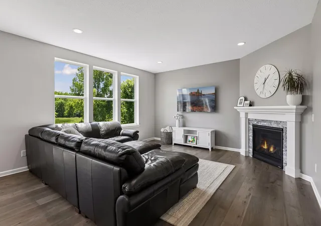 Photo 4 of Single family home for sale at 6807 157th Street, Savage, MN 55378 | MLS# 7107146 | Listing updated on 2026-09-19