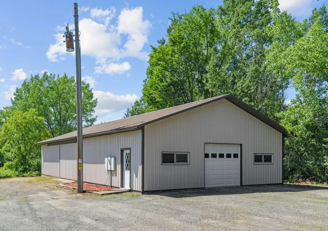 2nd image of 2172 90th St, Somerset, WI 54025 | MLS# 7107157