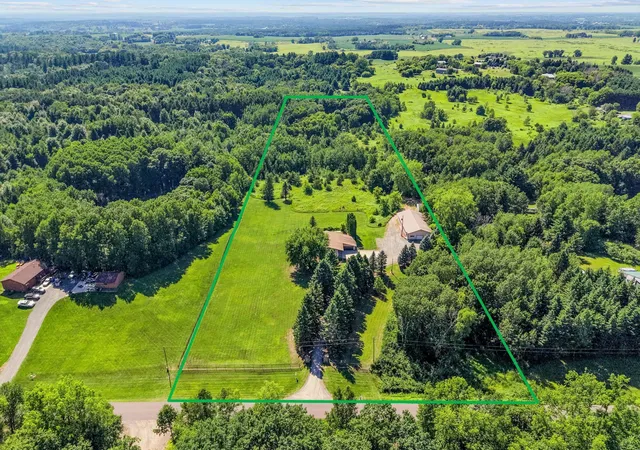 3rd image of 2172 90Th St, Somerset, WI 54025 | MLS# 7107157