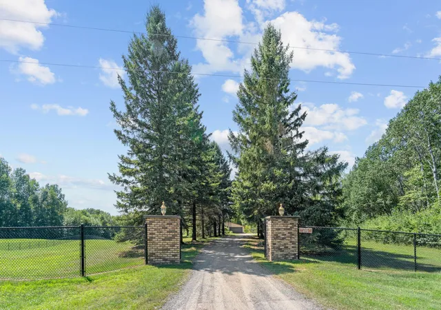 4th image of 2172 90Th St, Somerset, WI 54025 | MLS# 7107157