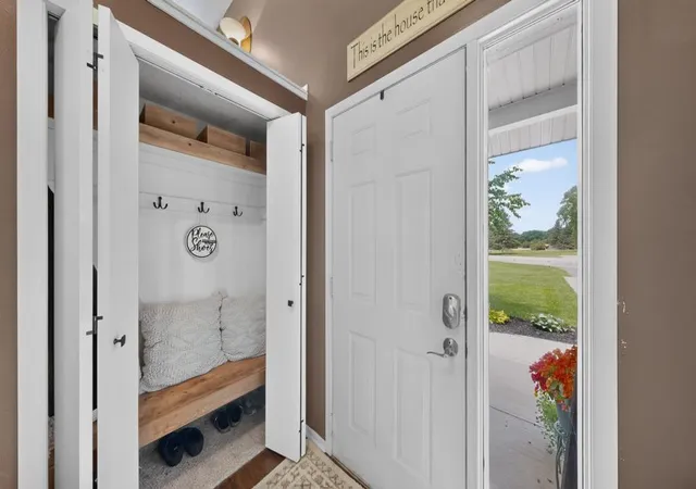 3rd image of 5746 Logan St Se, Rochester, MN 55904 | MLS# 7107163