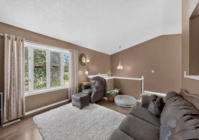 5th image of 5746 Logan St Se, Rochester, MN 55904 | MLS# 7107163