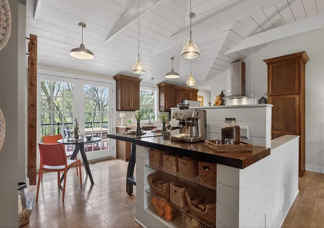 Photo 3 of Single family home for sale at 5330 Manitou Rd, Excelsior, MN 55331 | MLS# 7107184 | Listing updated on 2026-07-11