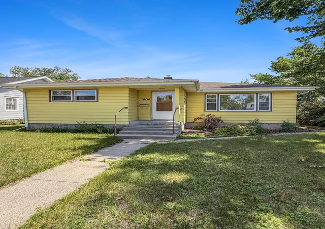 Homes for sale in Bemidji, MN | 1404 Beltrami Ave Nw, Bemidji, MN 56601 | MLS# 7107192