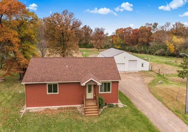 2nd image of 3135 Quarry Rd Ne, Sauk Rapids, MN 56379 | MLS# 7107200
