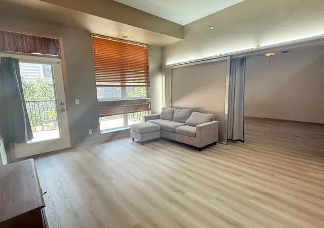 1st image of 2650 University Ave W #104, Saint Paul, MN 55114 | MLS# 7107239