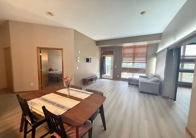 2nd image of 2650 University Ave W #104, Saint Paul, MN 55114 | MLS# 7107239