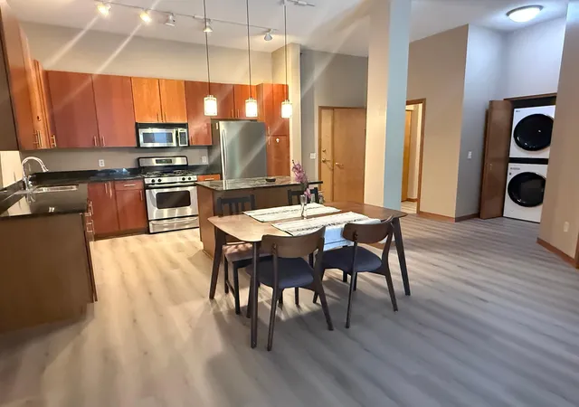 4th image of 2650 University Ave W #104, Saint Paul, MN 55114 | MLS# 7107239